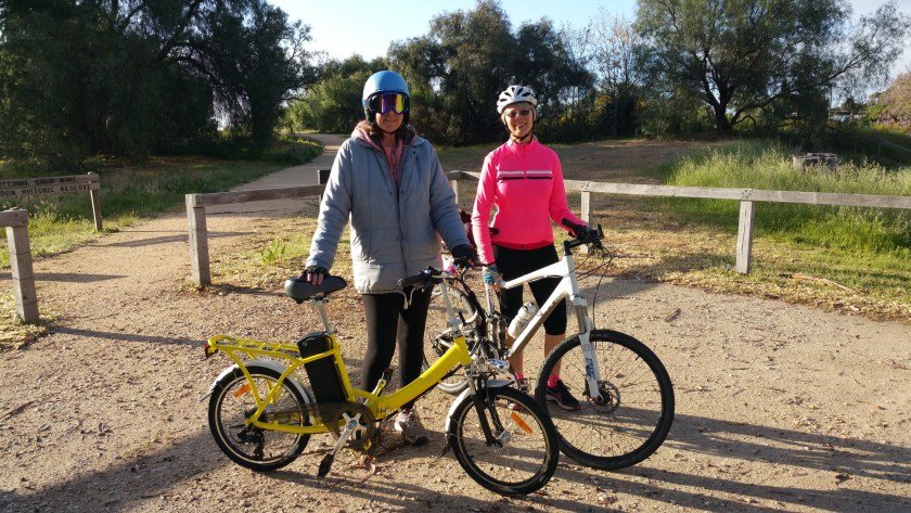 Castlemaine to Maldon Trail - Fe and I met at the start of the trail at the Beehive Gold Mine site