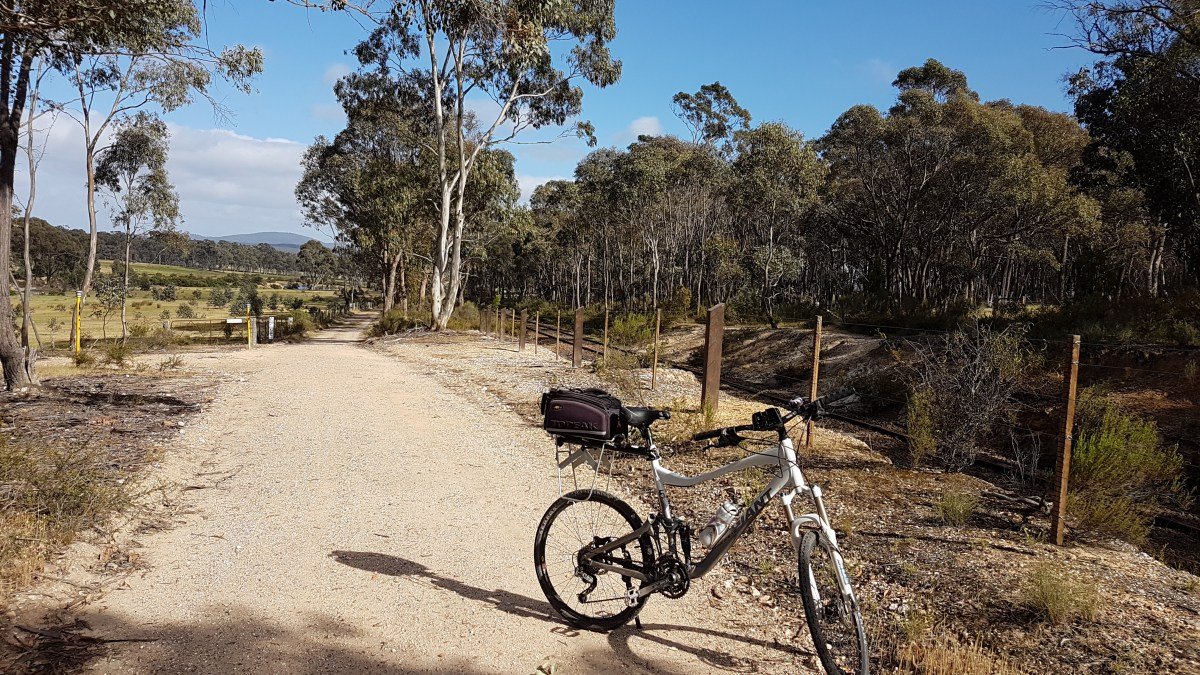 Castlemaine to Maldon Trail - the trail runs alongside the railway line