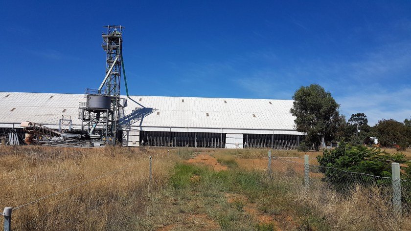 Collie Darkan Rail Trail - the track was overgown with weeds behind the grain silos