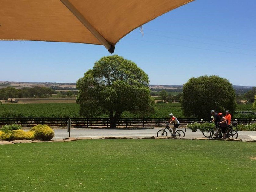 Cycling Barossa Backroads - preparing to leave Grant Burge by Di Cuthbertson